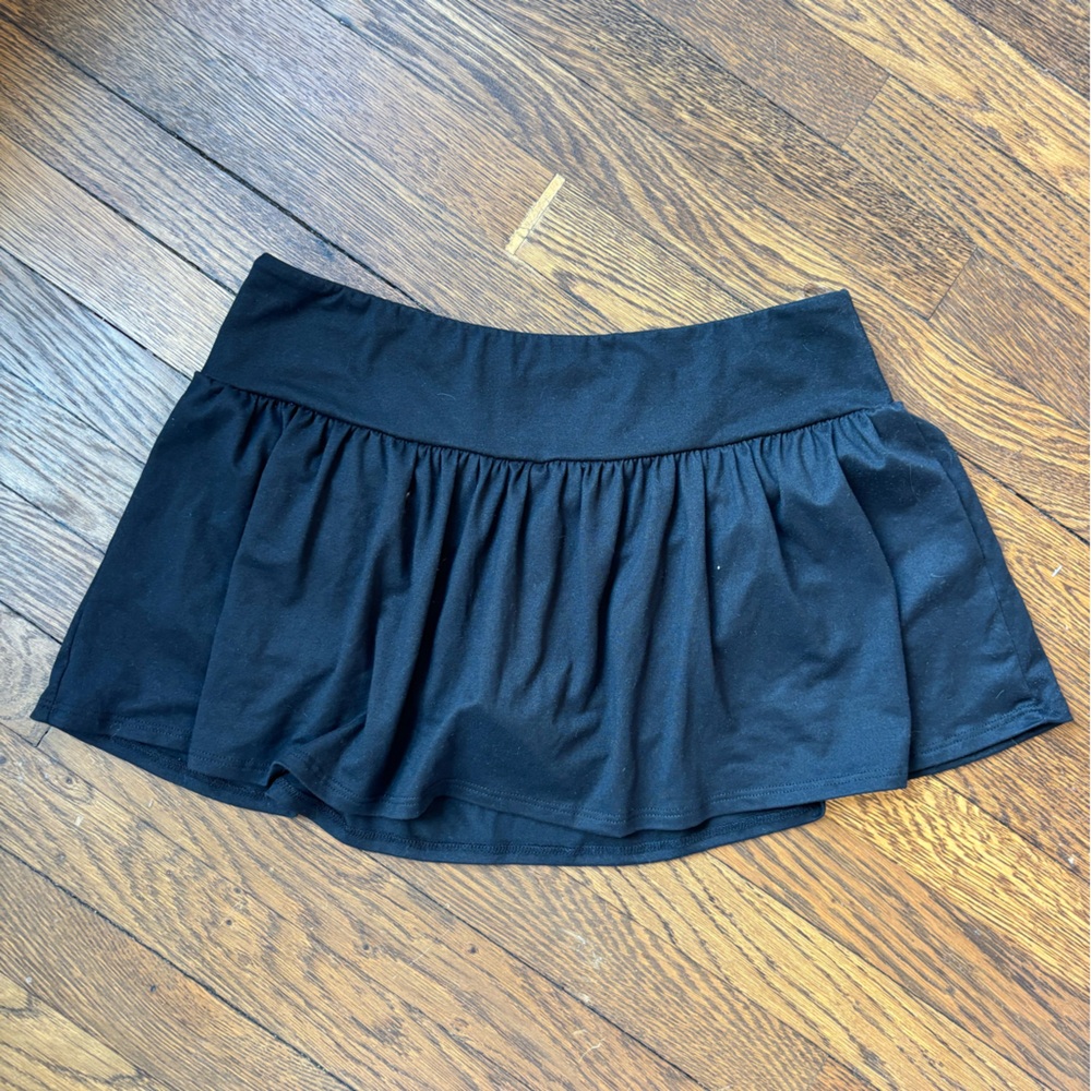 Black Low Rise Mini‎ Skort